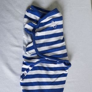 SwaddlleMe Blue/White Small